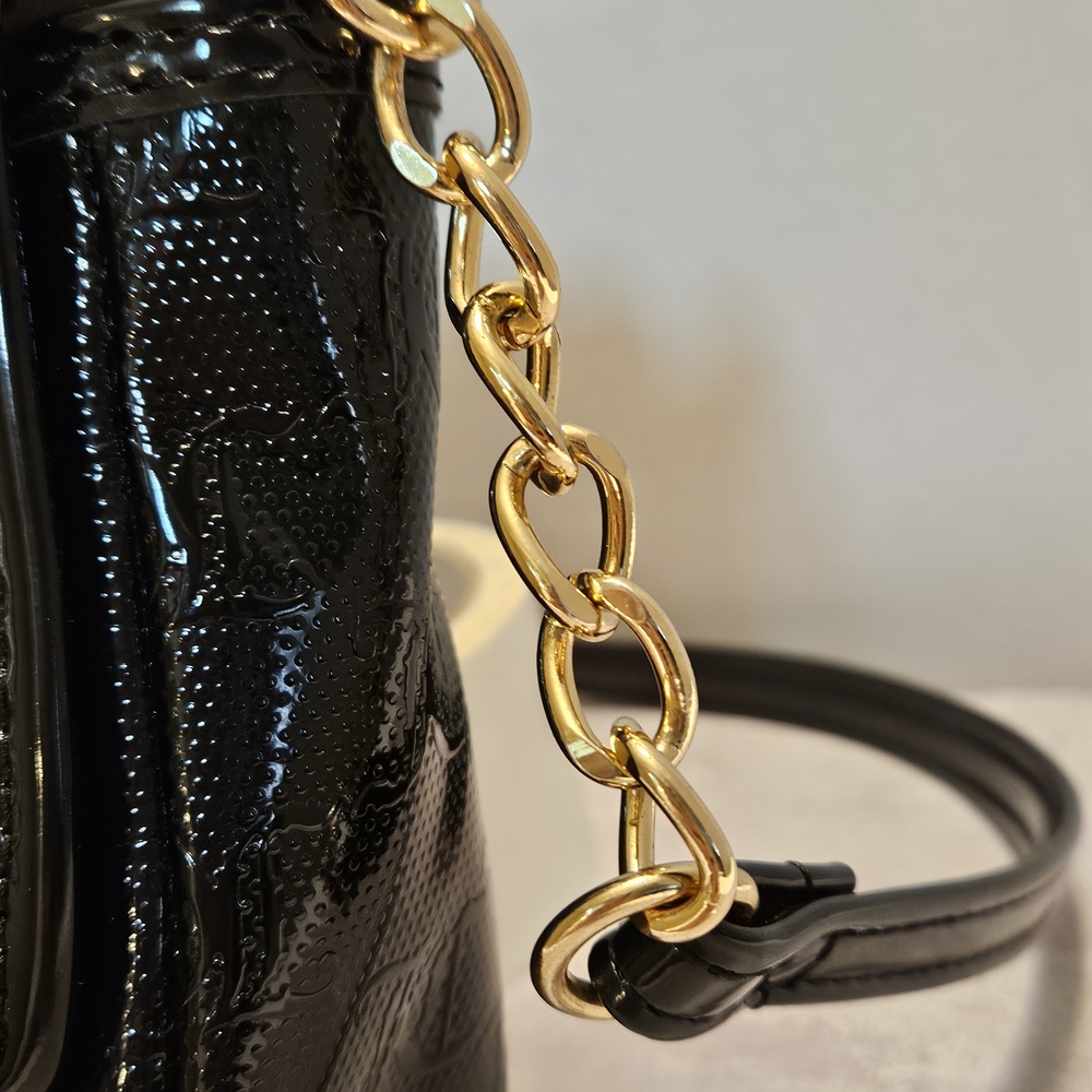 Juicy Couture Black Crossbody Bag with Gold Chain - Picture 4 of 16